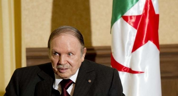 حركات احتجاجية ضد ترشح “بوتفليقة” لرئاسة الجزائر للمرة الخامسة
