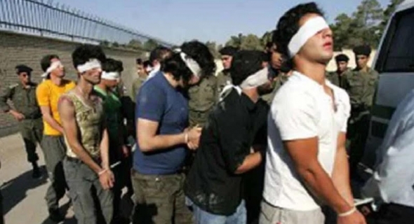 إعدام 13 سجينًا إيرانيا بينهم امرأة و 6 من البلوش في 5أيام