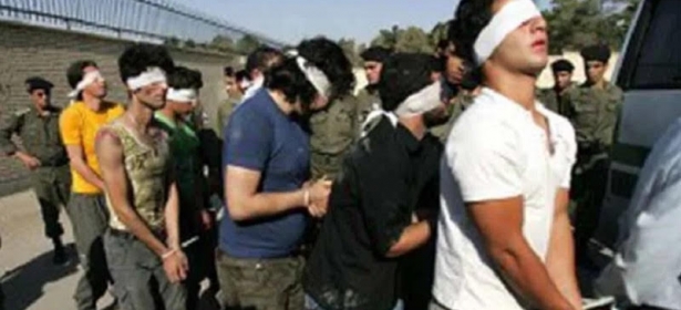 إعدام 13 سجينًا إيرانيا بينهم امرأة و 6 من البلوش في 5أيام