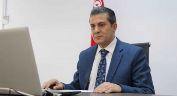 توقيف وزير البيئة التونسي للتحقيق في ملف النفايات الإيطالية