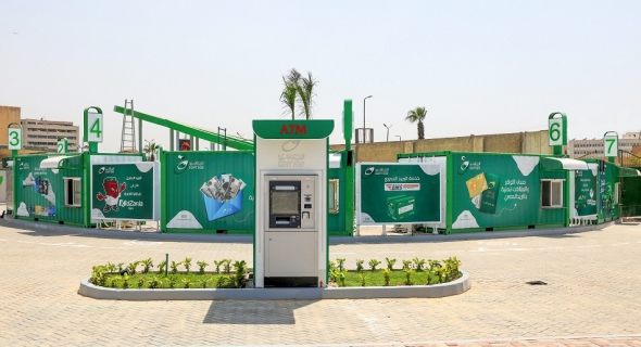 مكتب بريد الـ “Drive Thru” يقدم جميع الخدمات الحكومية طوال أيام الأسبوع