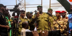“إيكواس” تتراجع عن موقفها بشأن التدخل العسكري في النيجر