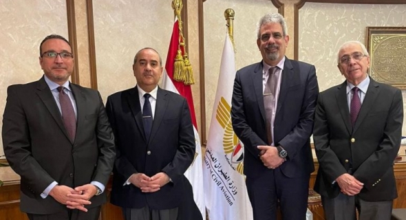 تعزيز التعاون بين مصر و منظمة الأياتا في مختلف مجالات النقل الجوي