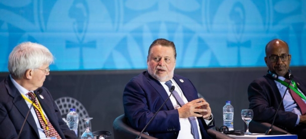 محافظ البنك المركزي المصري يشهد إصدار تقرير آفاق الاقتصاد الأفريقي لعام 2023