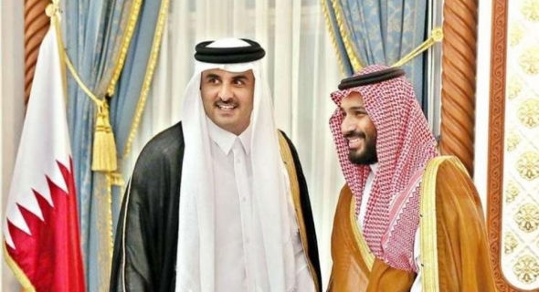 ولي العهد السعودي: المملكة تضع كافة إمكاناتها لمساندة قطر في كل ما تتخذه من إجراءات لحماية أمنها