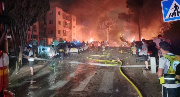 إيران تعلن تدمير ميناء حيفا الإسرائيلي