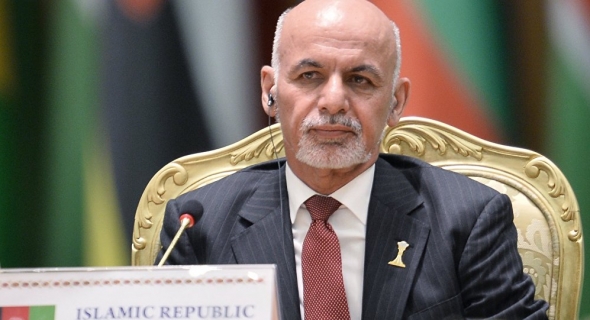 الرئيس الأفغاني يطالب باكستان بالتحرك لمواجهة حركة “طالبان”