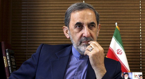 مسؤول إيراني كبير يريد طرد الأمريكيين من شرق سوريا