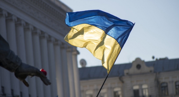 أوكرانيا تمدد الحظر المفروض على استيراد البضائع الروسية