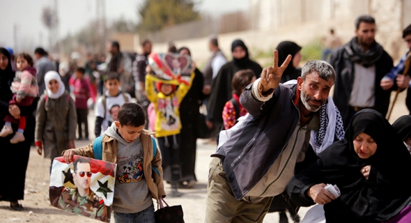 الدفاع الروسية: 48 ألف مدني غادروا الغوطة بينهم 137 طفلا خرجوا يوم السبت فقط