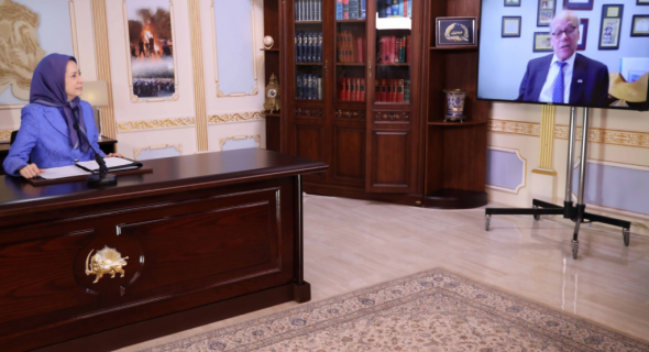 زعيمة المقاومة الإيرانية تتلقى اتصالا من نائبين في الكونجرس الأمريكي لبحث تطورات انتفاضة الغضب في إيران