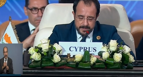 رئيس قبرص: الحرب بين فلسطين والكيان الإسرائيلي قد تمتد تأثيراتها لدول المنطقة وينبغي الالتزام بحل الدولتين