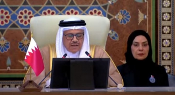 وزير خارجية البحرين: نؤيد الخطة المصرية لإعادة إعمار قطاع غزة