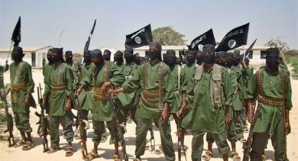 حركة الشباب تهاجم عدة مواقع عسكرية جنوبي الصومال