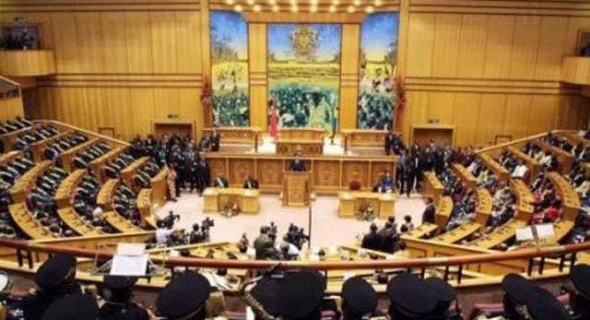 الجابون: البرلمان يصوت على تعديل دستوري يمنع من ملاحقة الرئيس