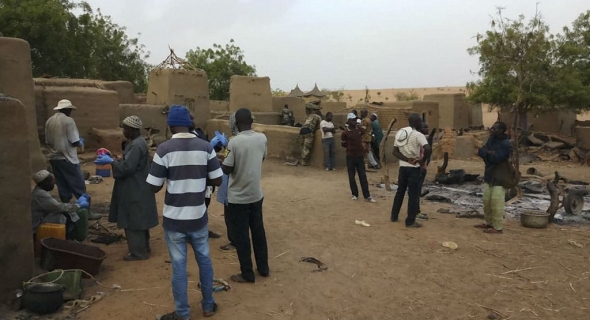 مالي.. مظاهرة حاشدة للتنديد بعمليات القتل المستمرة وسط البلاد