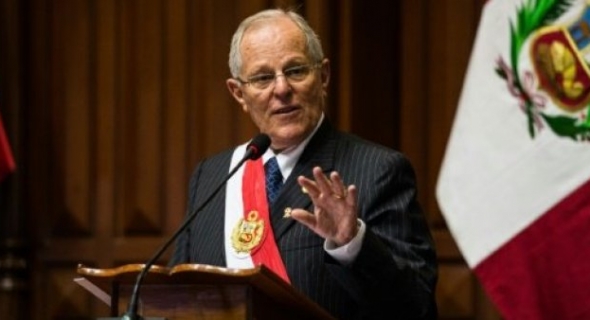 برلمان بيرو يستجوب رئيس البلاد لمدة 7 ساعات في قضية فساد