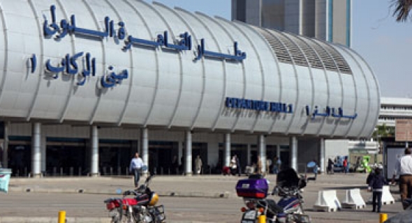 وزير النقل الروسي يوضح سبب تأجيل الرحلات الجوية بين موسكو والقاهرة