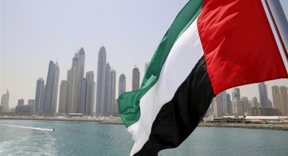 الإمارات ترحب بدخول المواطنين القطريين إليها