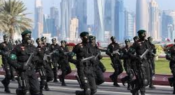 خبير سعودي: الرد العسكري على استهداف قاعدة العديد مستبعد.. والتحركات الدبلوماسية أقرب