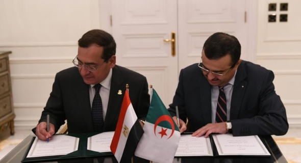 مصر والجزائر يوقعان مذكرة تفاهم للتعاون في مجالات الغاز والنفط والمناجم