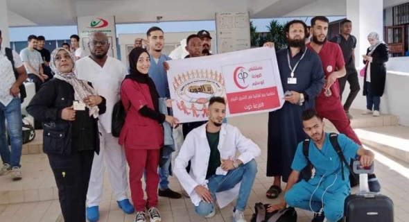 “رواد ليبيا للمصالحة” تواصل إطلاق قوافلها الطبية لإغاثة أهالي درنة