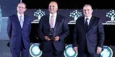 بنك مصر يحصد جائزة أفضل بنك في مصر في الابتكار الرقمي لعام 2020/2021 من اتحاد المصارف العربية
