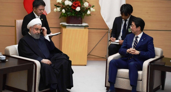 اليابان أحدث محطة إيرانية في رحلة تخفيف العقوبات الأمريكية