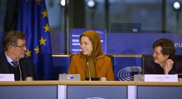 برلمانيون أوروبيون يدينون انتهاكات حقوق الإنسان في إيران، ويعلنون دعمهم  للمعارضة الديمقراطية