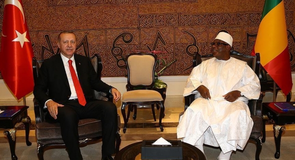 أردوغان يلتقي نظيره المالي في باماكو
