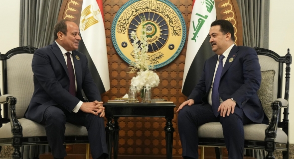 “السيسي” يلتقي رئيس مجلس الوزراء العراقي على هامش القمة العربية ببغداد