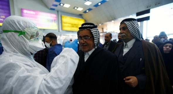 العراق يطالب مواطنيه بعدم السفر إلى إيران منعا للإصابة بفيروس “كورونا”