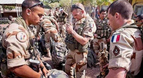 الجيش الفرنسي ينفي تحكمه في مجال مالي الجوي