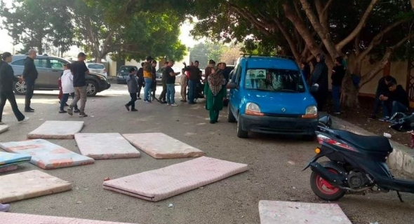 طرد نازحون لبنانيون إلى الشارع… أين نواب صور؟
