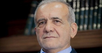 رئيس إيران يكشف عن محاولات إسرائيل لاغتياله