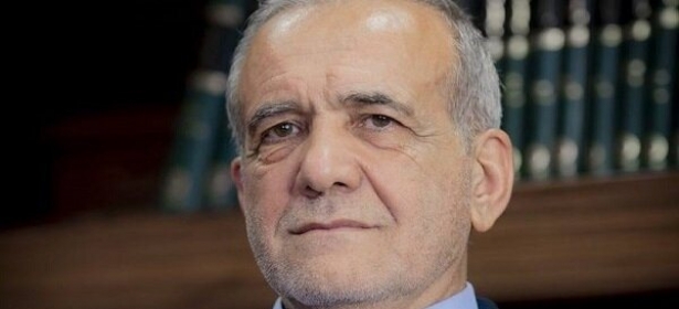 رئيس إيران يكشف عن محاولات إسرائيل لاغتياله