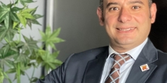 الخبير السياسي هاني الجمل يوضح حقيقة مصانع الطائرات الإسرائيلية في طهران