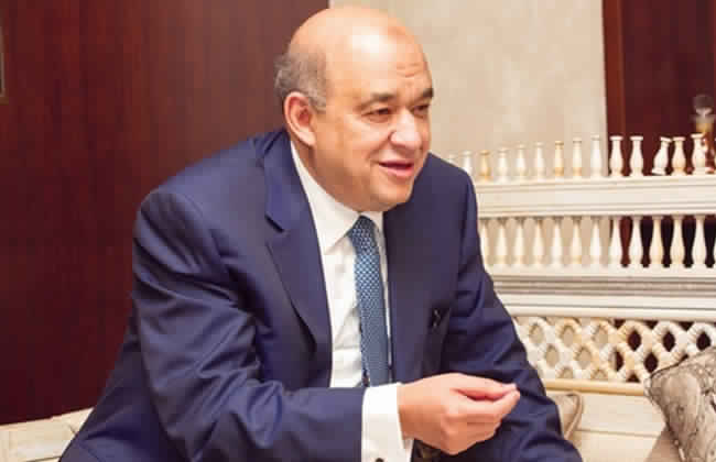 وزير السياحة يبحث مع “كوردن بلو” سبل التعاون فى مجال الفندقة