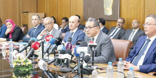 المغرب يعتزم اقتراض 7.23 مليار دولار خلال 2018