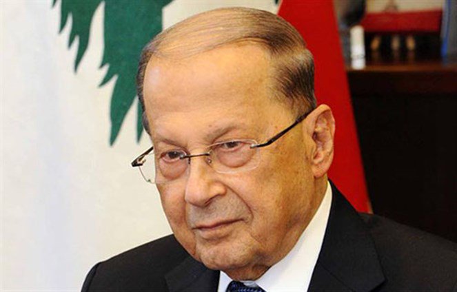 “عون” يهدد بـ”تدويل” أزمة استقالة “الحريري”