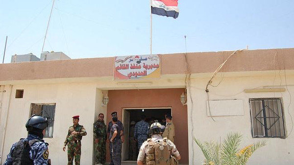 العراق يستعيد معبر القائم الحدودي مع سوريا من “داعش”