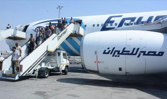 عودة رحلة مصر للطيران المتجهه إلى بروكسل لإنقاذ حياة راكب