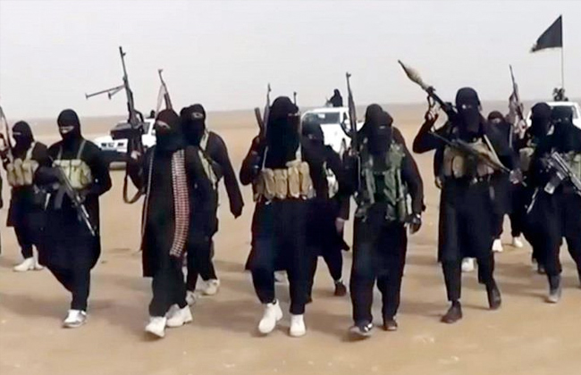 المرصد السوري: “داعش” يسيطر على 15 قرية في المنطقة الريفية بين حماة وإدلب