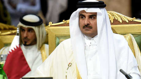 القمة الخليجية تنتظر اعتذار “تميم”