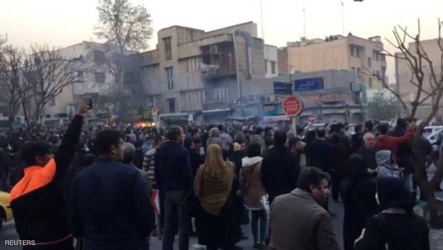 البحرين تحذر رعاياها من السفر إلى إيران