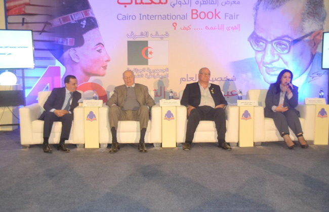 “من لينين إلى بوتين”.. كتاب يرصد تاريخ العلاقات العربية الروسية عبر قرن