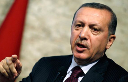 أردوغان يتوعد بـ”هزيمة المقاتلين الأكراد” شمال سوريا