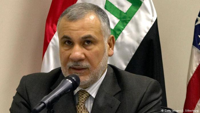 بغداد تتسلم وزيرا عراقيا مدانا بالفساد من الشرطة الدولية
