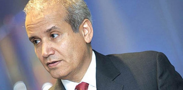 كاتب سعودي: من مصلحتنا ألا يسقط النظام الإيراني