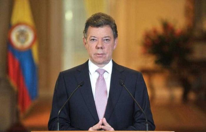 الرئيس الكولومبي يعلق المفاوضات مع المتمردين